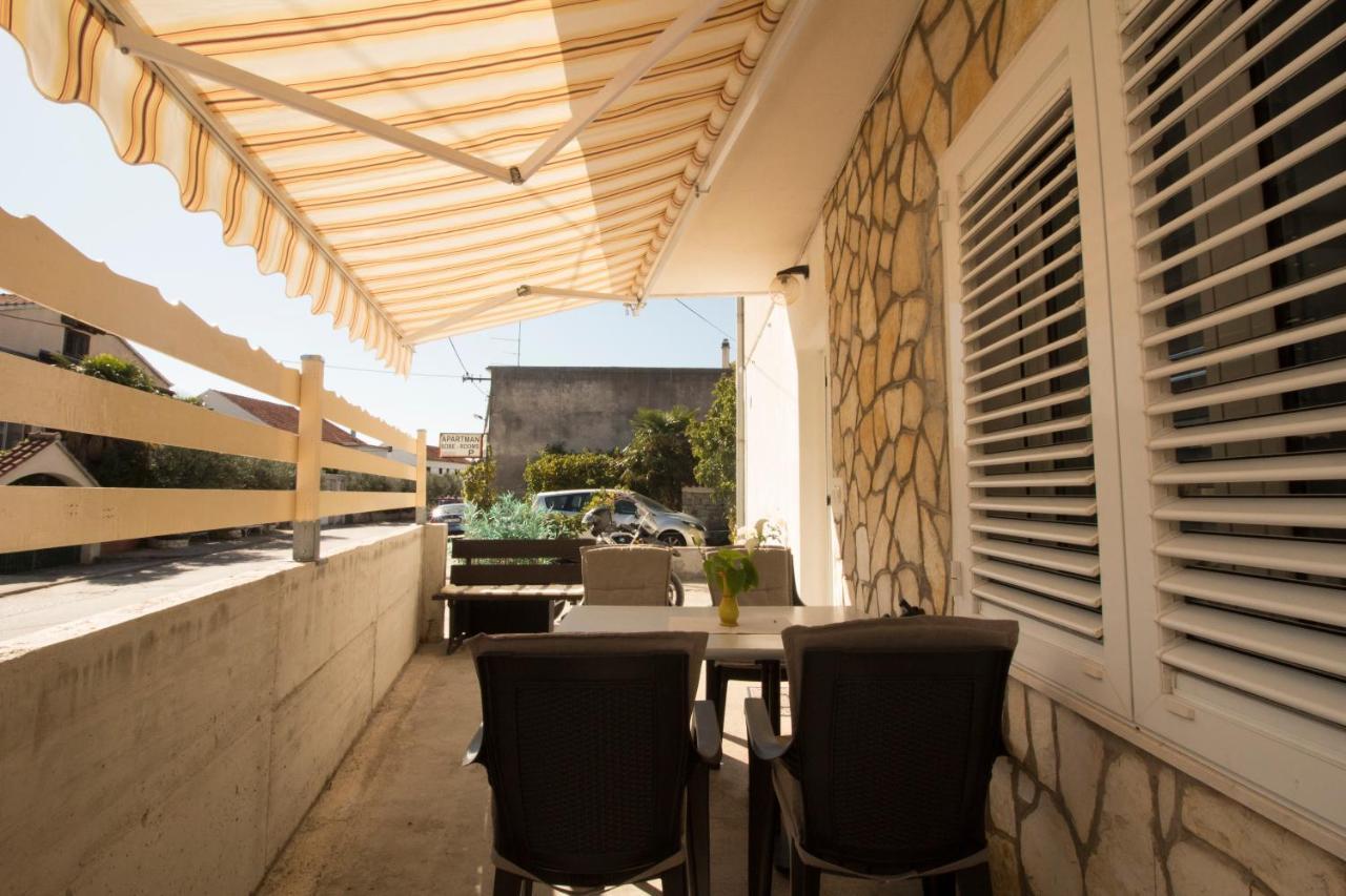 Apartmani Ana Juricev Vodice Exterior foto